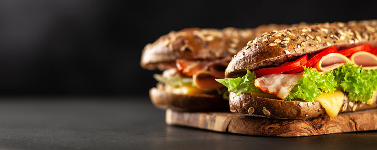 Vers belegde stokbroodjes van Deligourmet